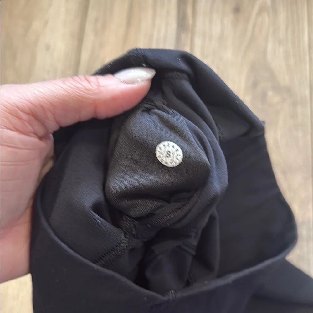 Lululemon Black Leggings - Picture 5 of 6